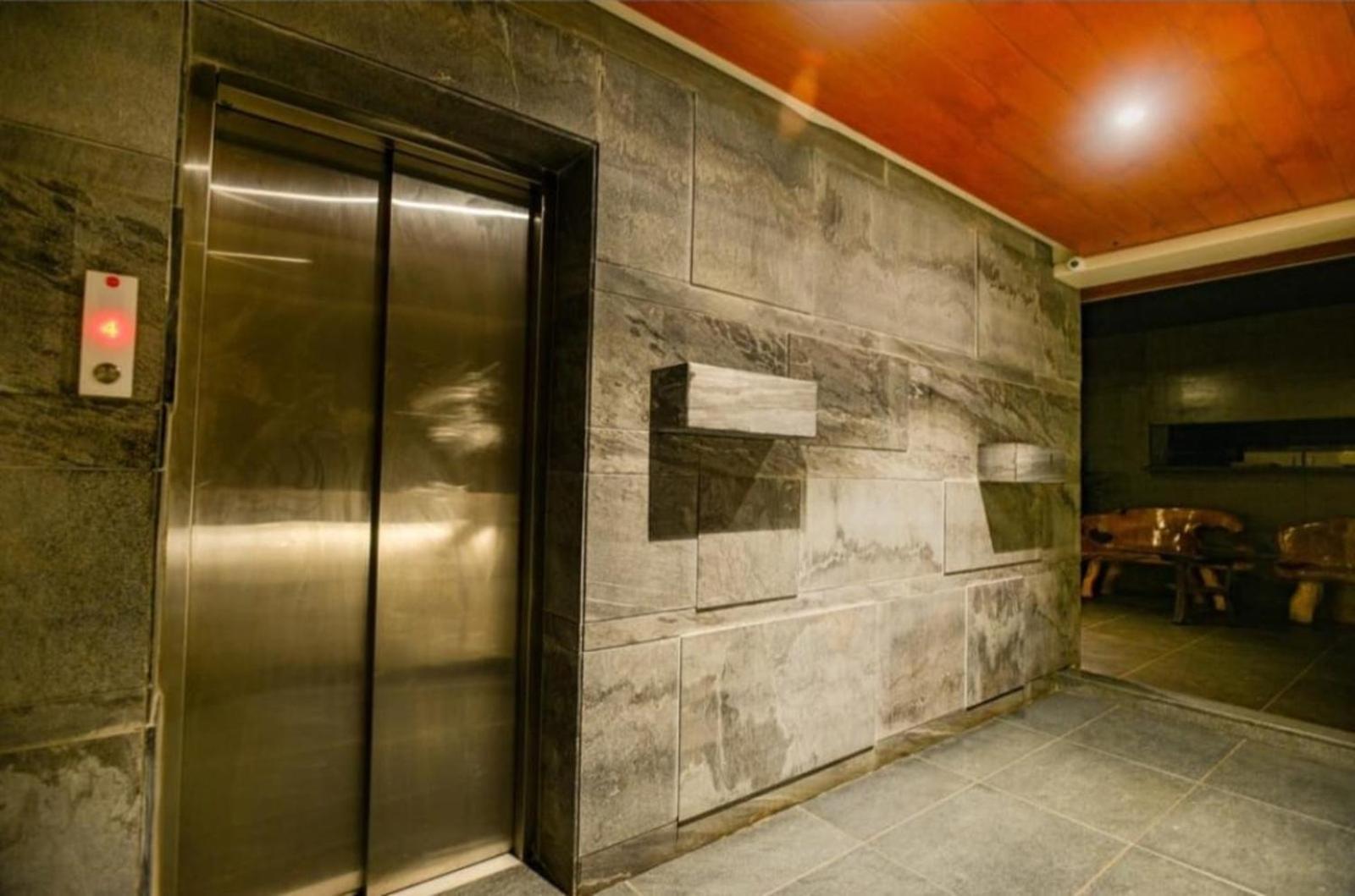 Elite Boutique Hotel Satara Exterior photo