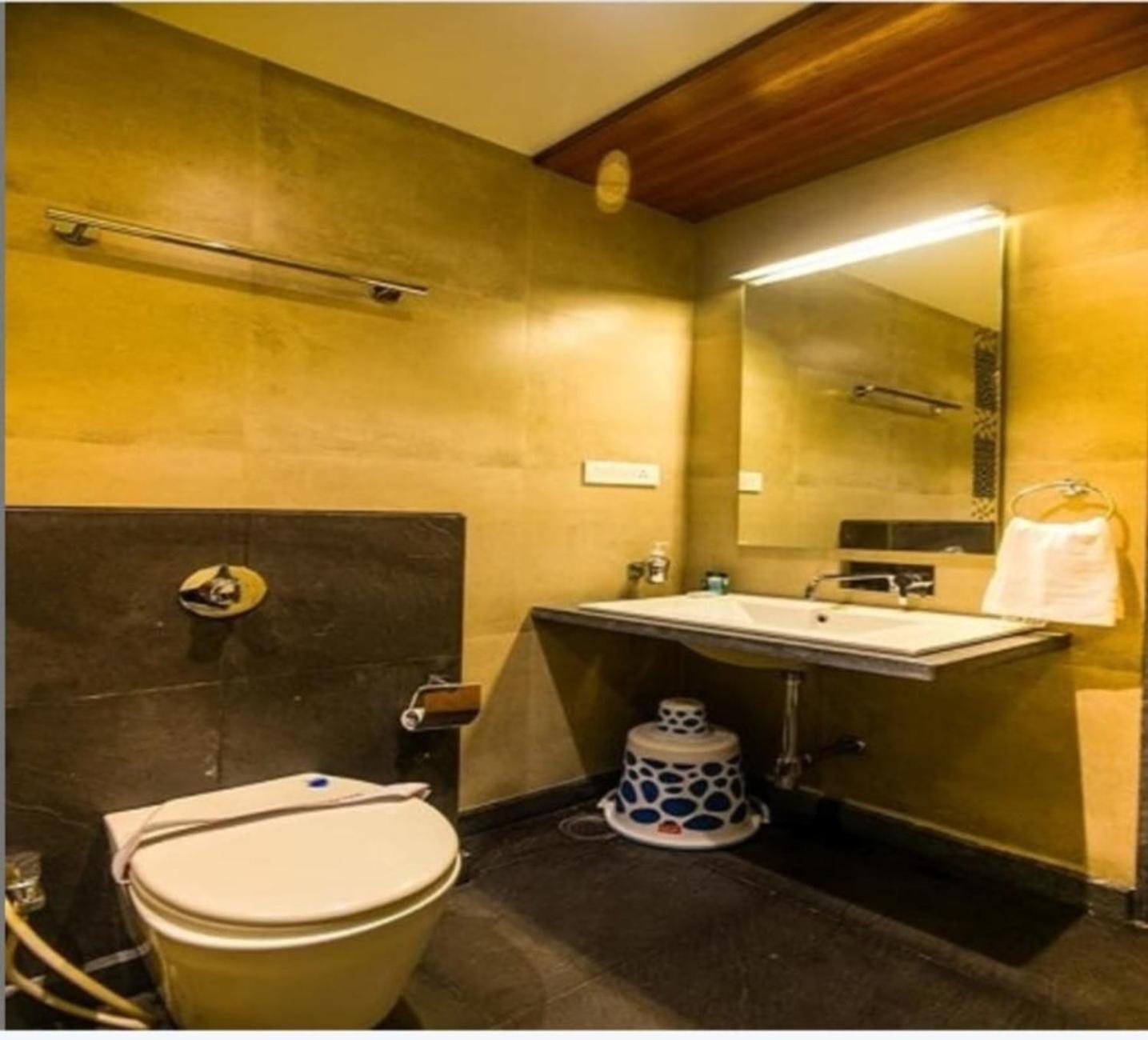 Elite Boutique Hotel Satara Exterior photo